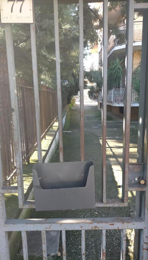 Le Stanze Di Ginevra - Via Tescione Hotel Caserta Exterior foto